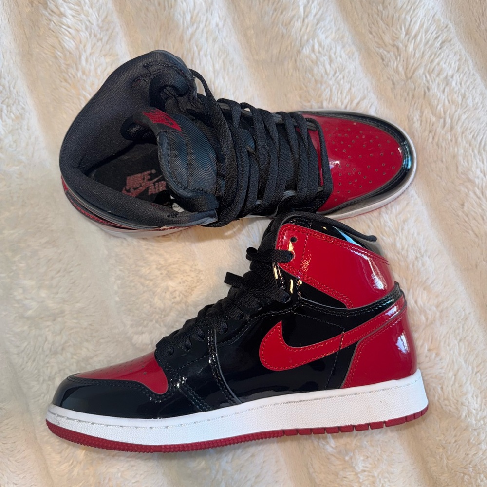 Air Jordan 1 “Patent Bred” Size 6Y